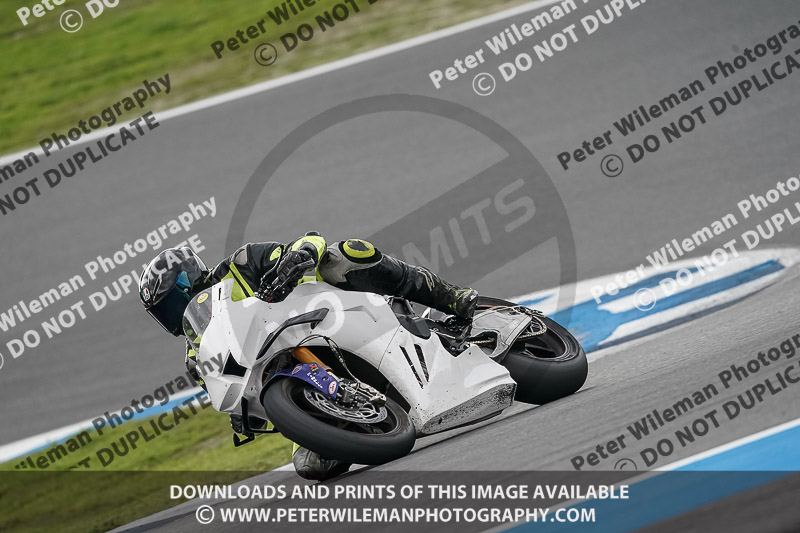 estoril;event digital images;motorbikes;no limits;peter wileman photography;portugal;trackday;trackday digital images